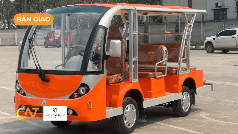 Bàn giao xe điện 11 chỗ cho Hoàng Huy New City Hải Phòng