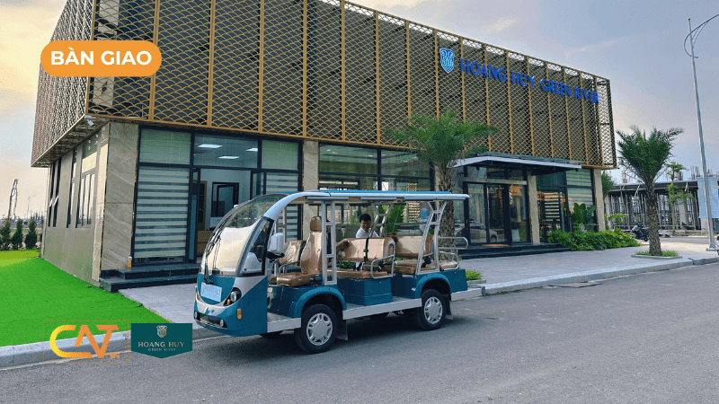 Bàn giao xe điện 11 chỗ cho Hoàng Huy Green River Hải Phòng
