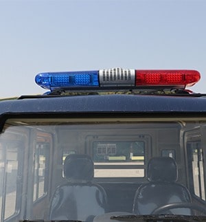 xe-dien-tuan-tra-4-cho-cabin-kin-eagle-eg6311p (6) Xe điện tuần tra 4 chỗ cabin kín EAGLE EG6311P – Cabin kín bảo vệ an toàn trong mọi thời tiết