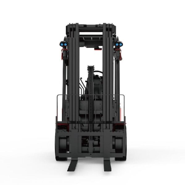 Xe nâng điện ngồi lái EP EFL 183 1.8 tấn, sử dụng hệ thống 80V mạnh mẽ, công nghệ PMSM và lốp lớn đa năng.