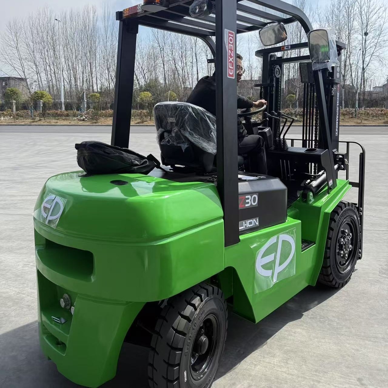 Xe Nâng Điện Tái Chế EP EFXZ-301 Xe Nâng Điện EP EFXZ-301, 2.5 tấn và 3 tấn, chuyển đổi từ xe dầu sang pin Li-Ion, chất lượng như mới